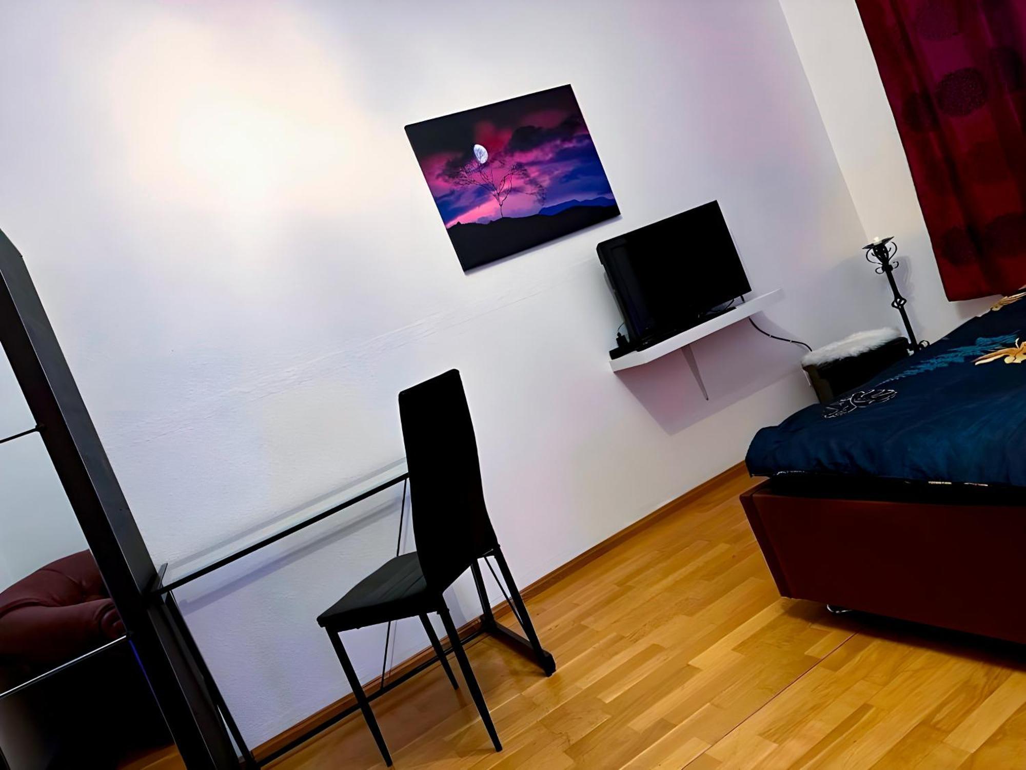 Self-Check-In Central Hostel Bestprice Таллінн Екстер'єр фото